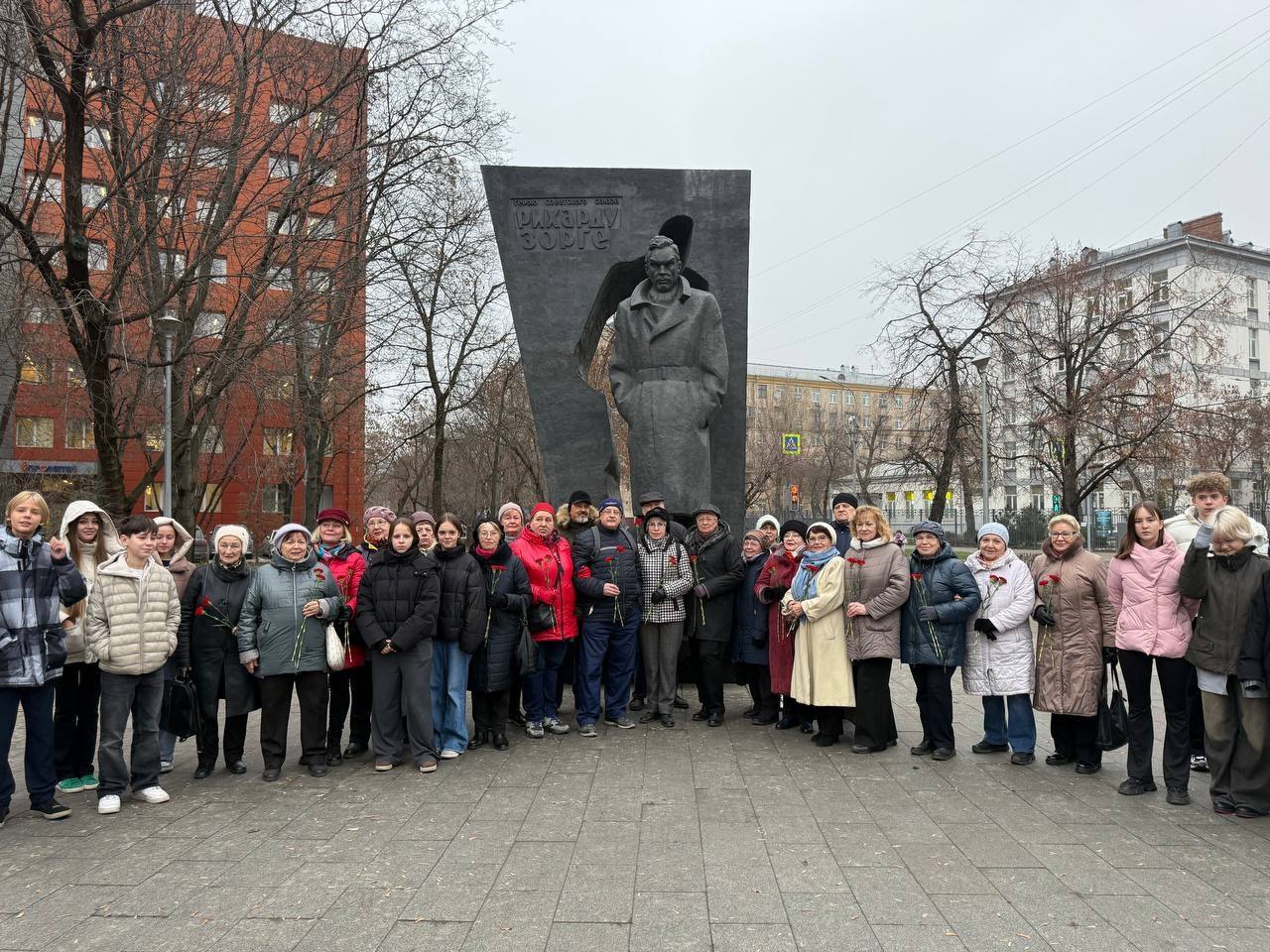84-я годовщина: у памятника разведчику Рихарду Зорге прошла памятная акция